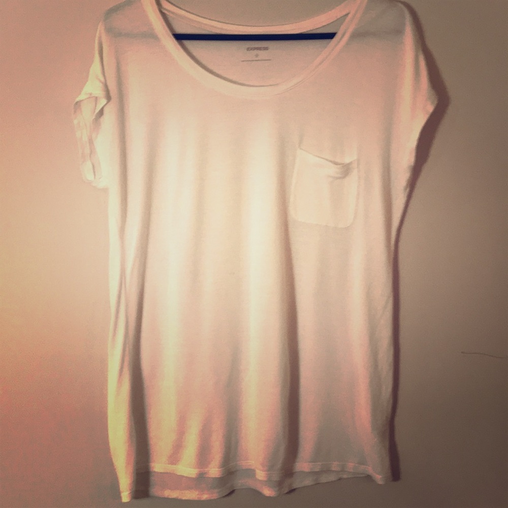 Never Worn Express Must Have White Tee!